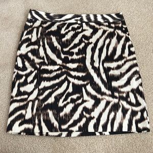 🤎Ann Taylor petite zebra print skirt
